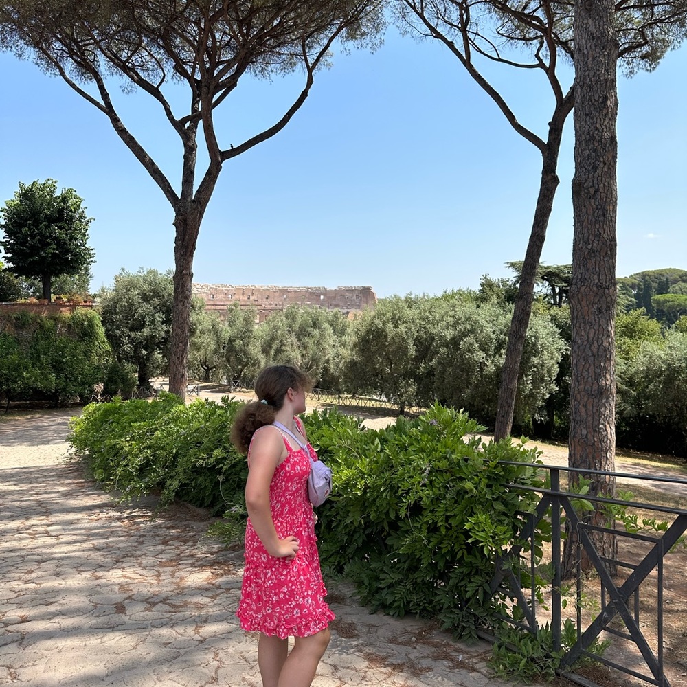 Meet your Posher, Eva